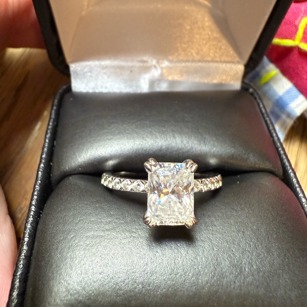 Elegant 8x6 Radiant Cut Moissanite 925 Sterling Silver Diamond Ring Size 7